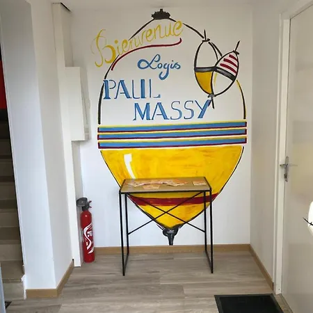 Alojamento de Acomodação e Pequeno-almoço Logis Paul Massy